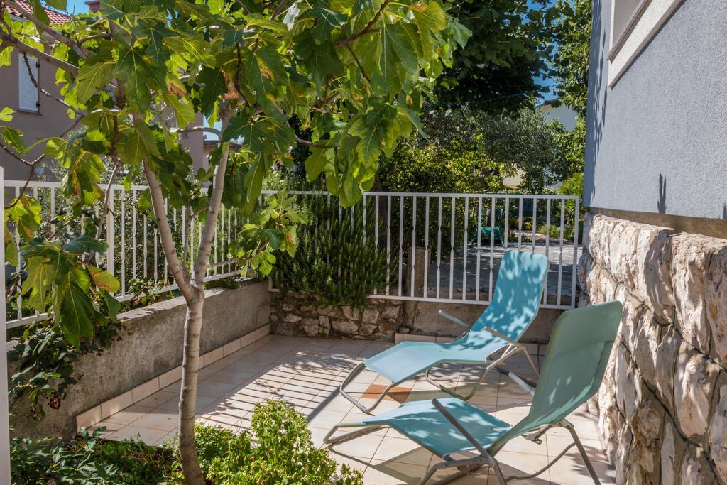 Apartments Seka Novi Vinodolski Exterior photo