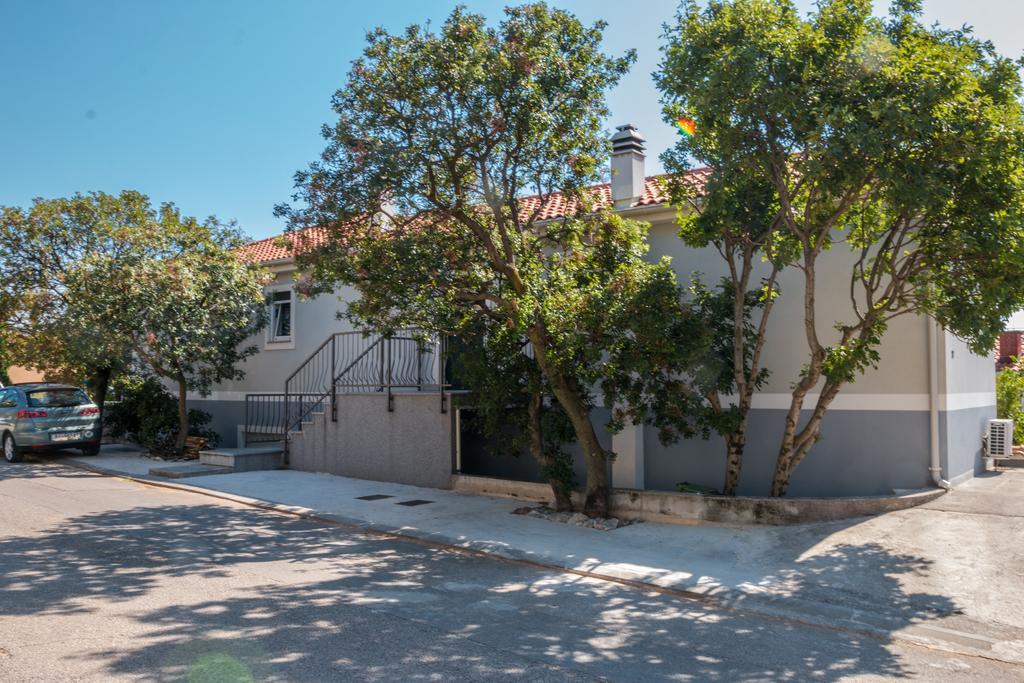 Apartments Seka Novi Vinodolski Exterior photo