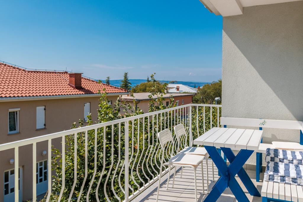 Apartments Seka Novi Vinodolski Exterior photo