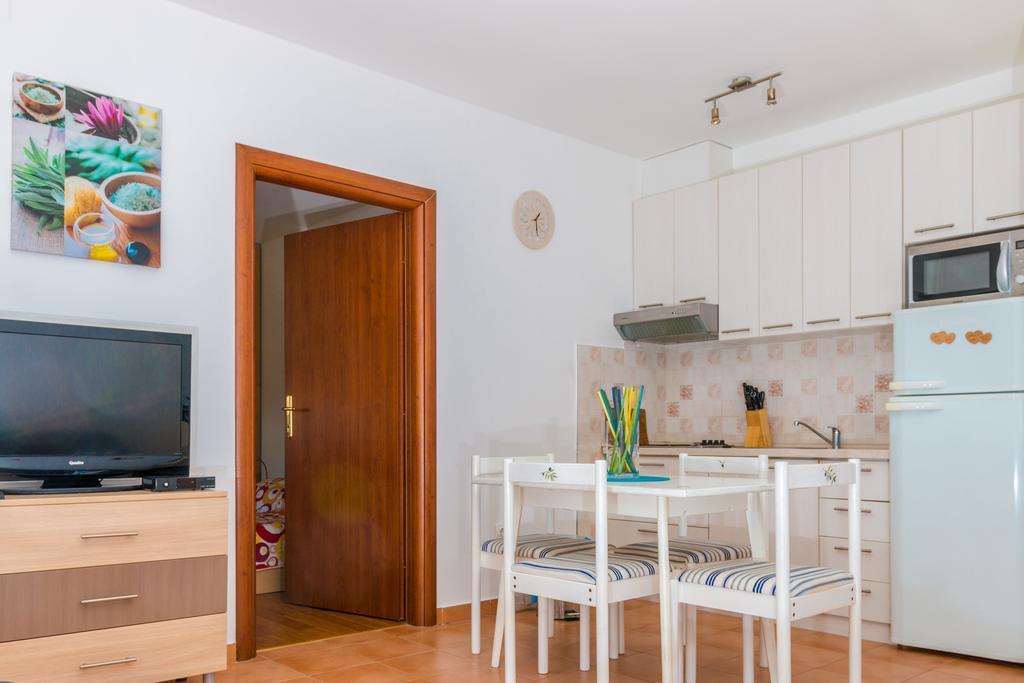 Apartments Seka Novi Vinodolski Exterior photo