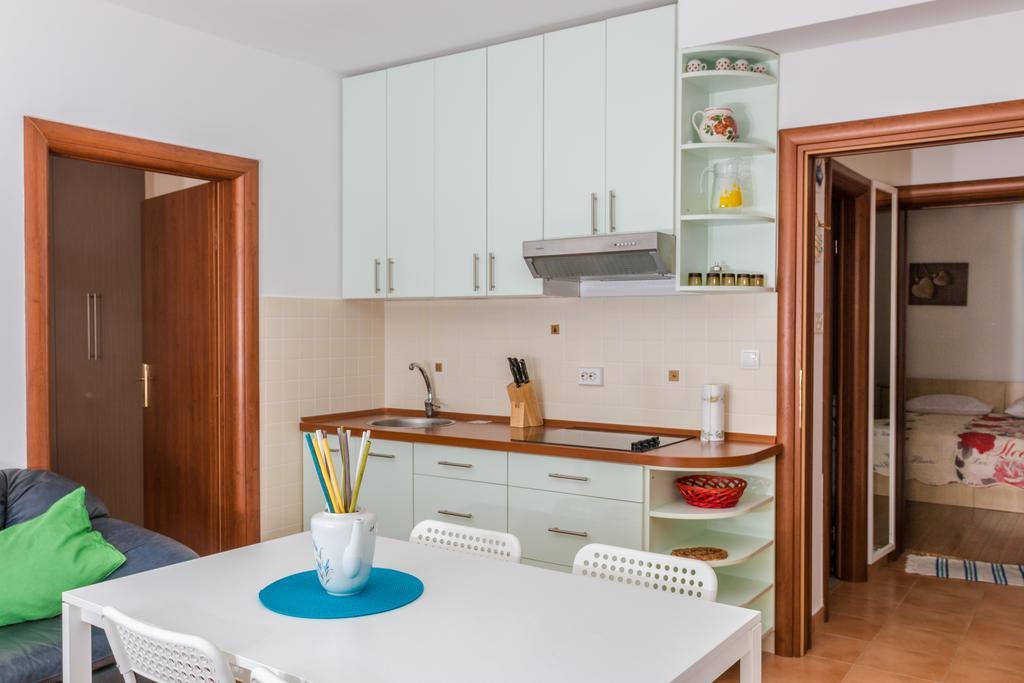 Apartments Seka Novi Vinodolski Exterior photo